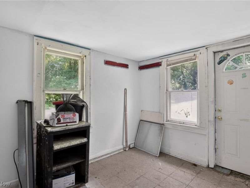 211 Broadview Avenue, Girard, OH 44420 Photo 6
