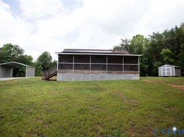 1487 Spencer Road , Dillwyn, VA 23936