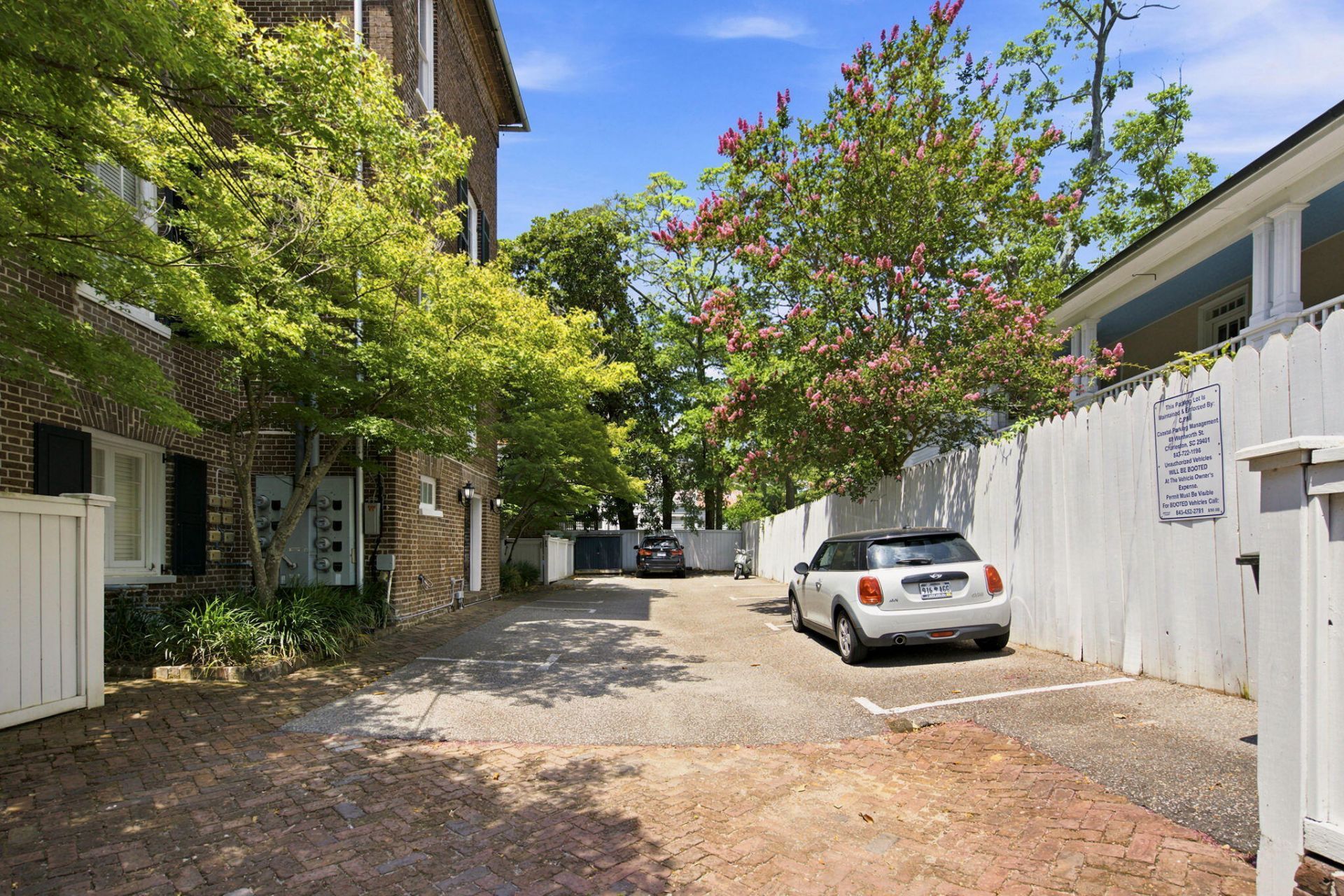 214 Calhoun Street Photo 26