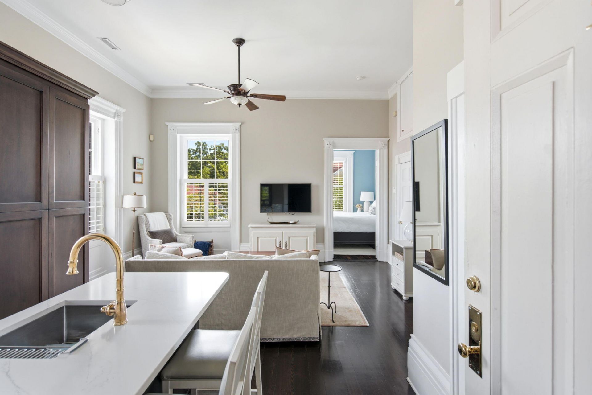 214 Calhoun Street Photo 8