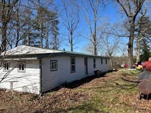 634 Duncan Road , Oxford, GA 30054