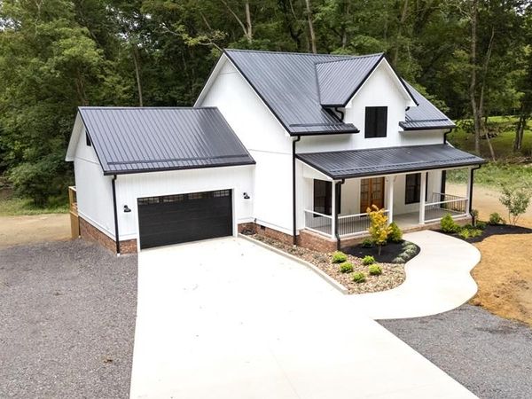 858 Milroy Grose Road, LANSING, WV 25862