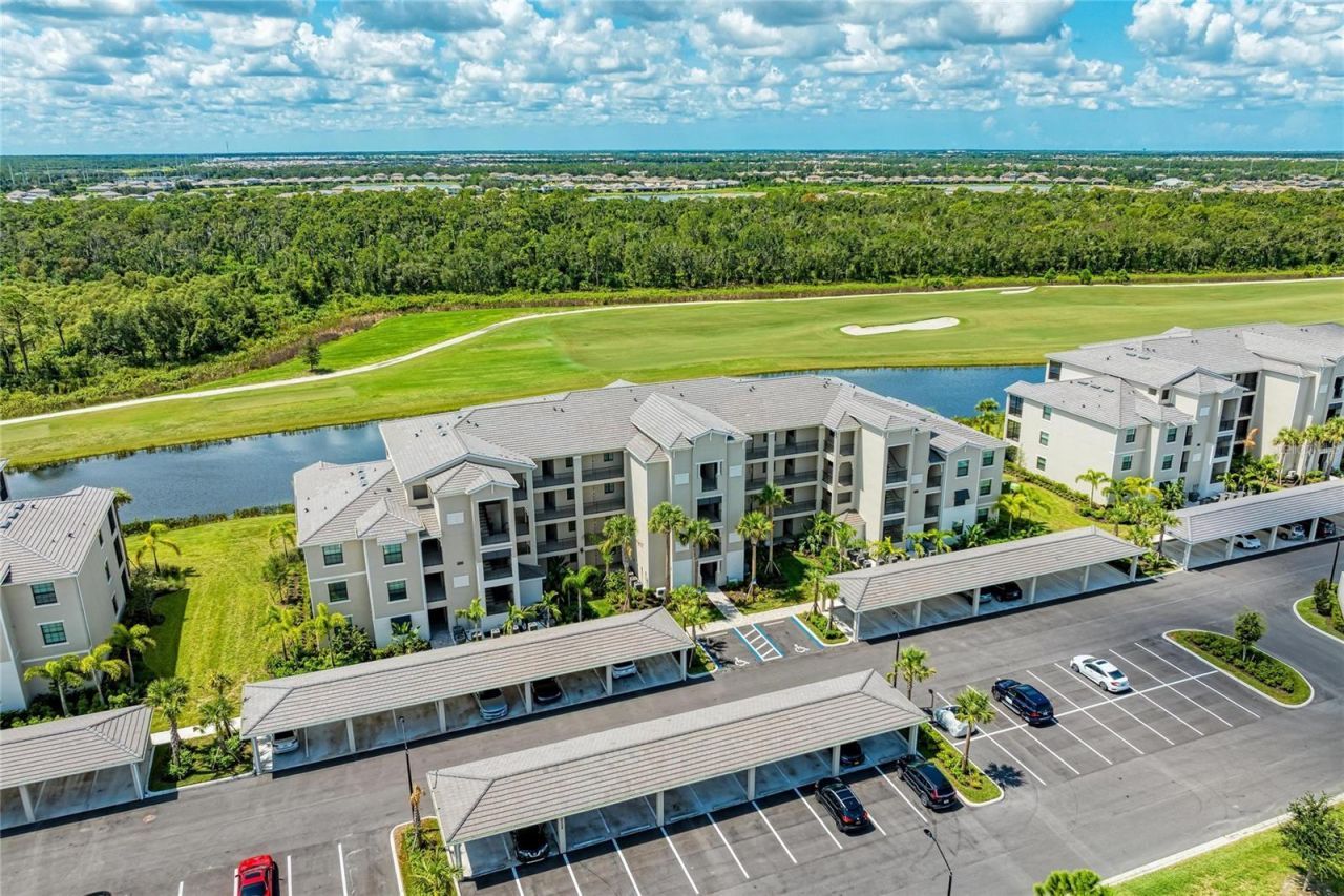 18008 Gawthrop Drive, Unit 302, Bradenton, FL 34211 Photo