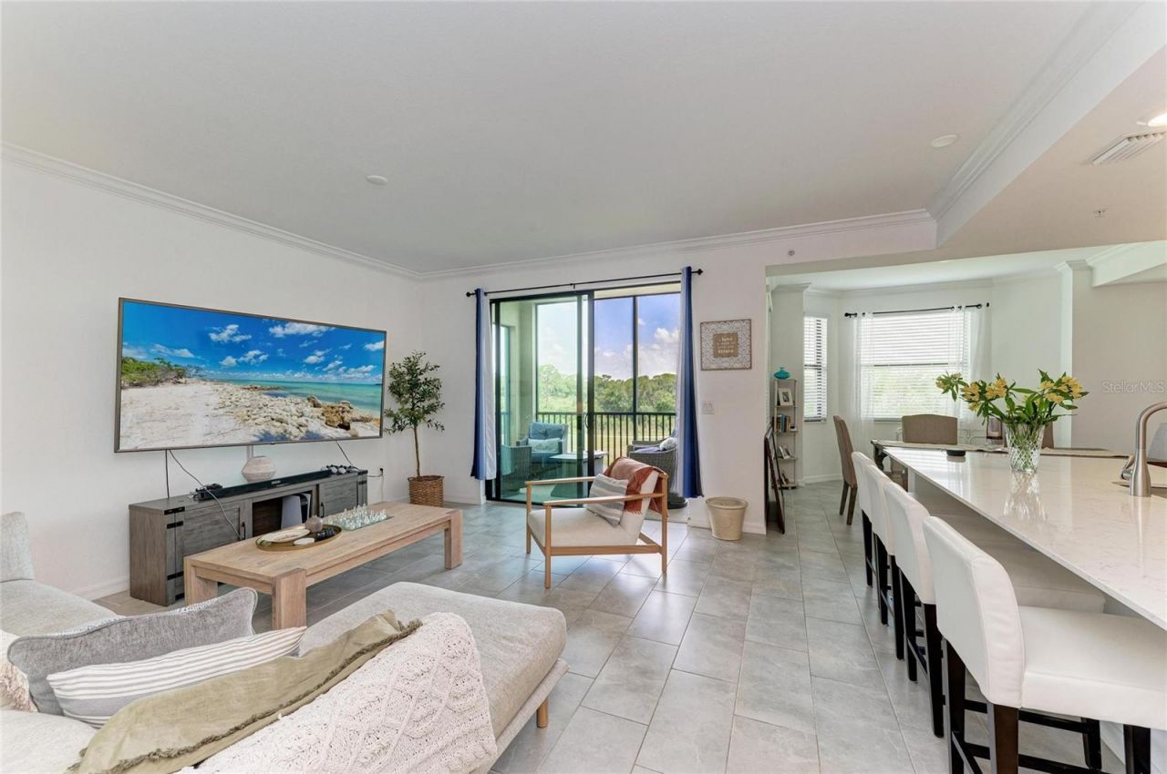 18008 Gawthrop Drive, Unit 302, Bradenton, FL 34211 Photo