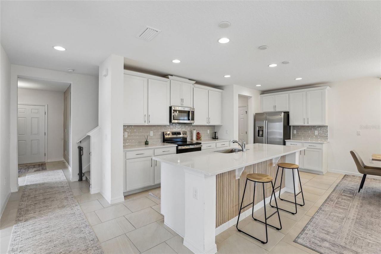 1581 Swan Swim Drive, Davenport, FL 33837 Photo