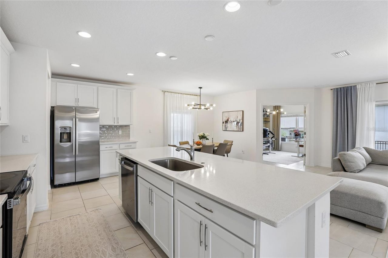 1581 Swan Swim Drive, Davenport, FL 33837 Photo