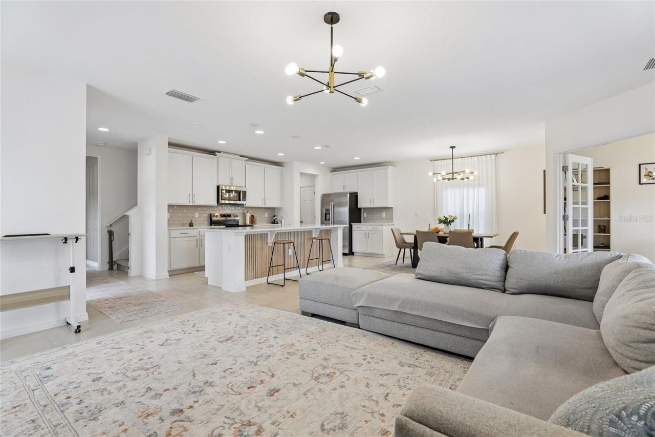 1581 Swan Swim Drive, Davenport, FL 33837 Photo