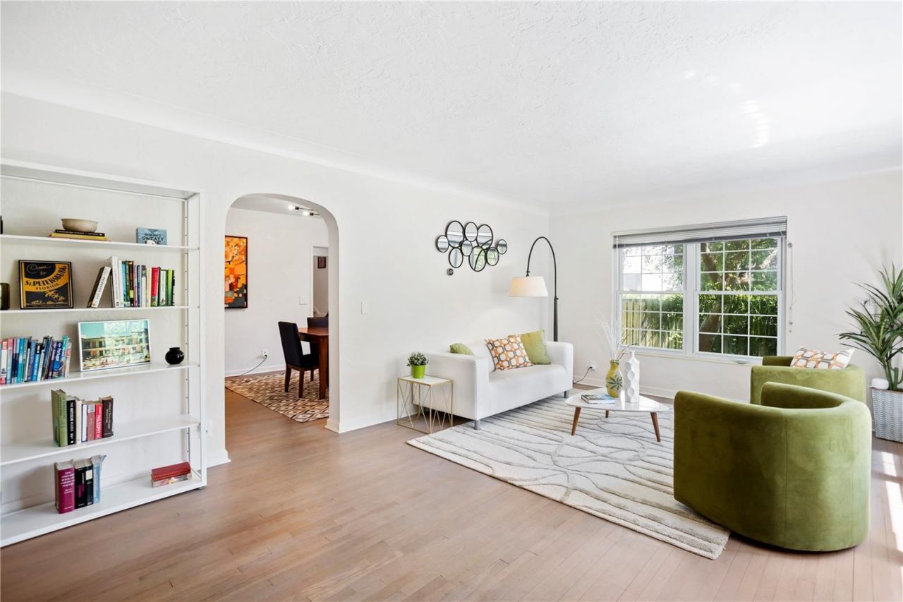 2217 Brevard Road Ne, Saint Petersburg, FL 33704 Photo