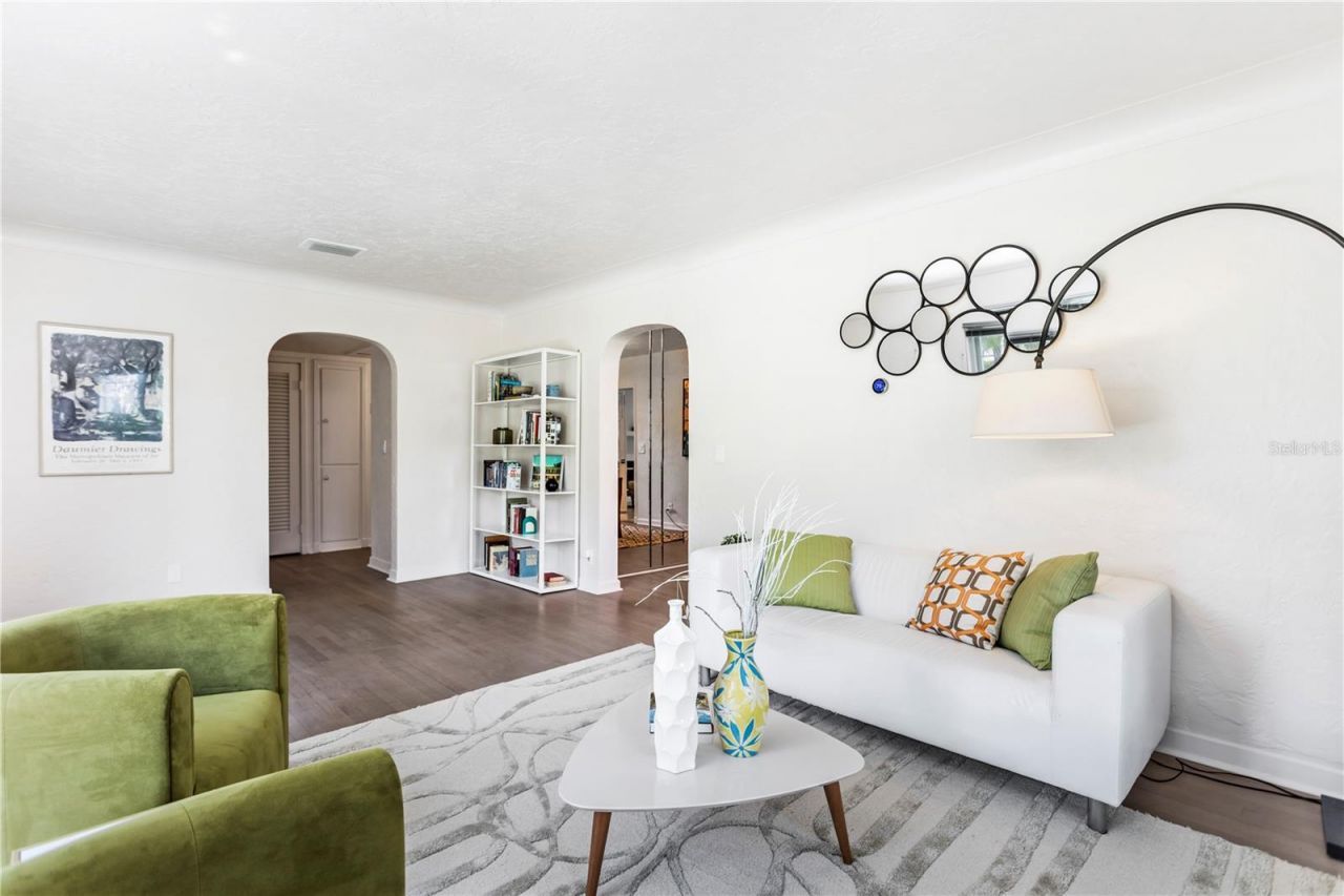 2217 Brevard Road Ne, Saint Petersburg, FL 33704 Photo