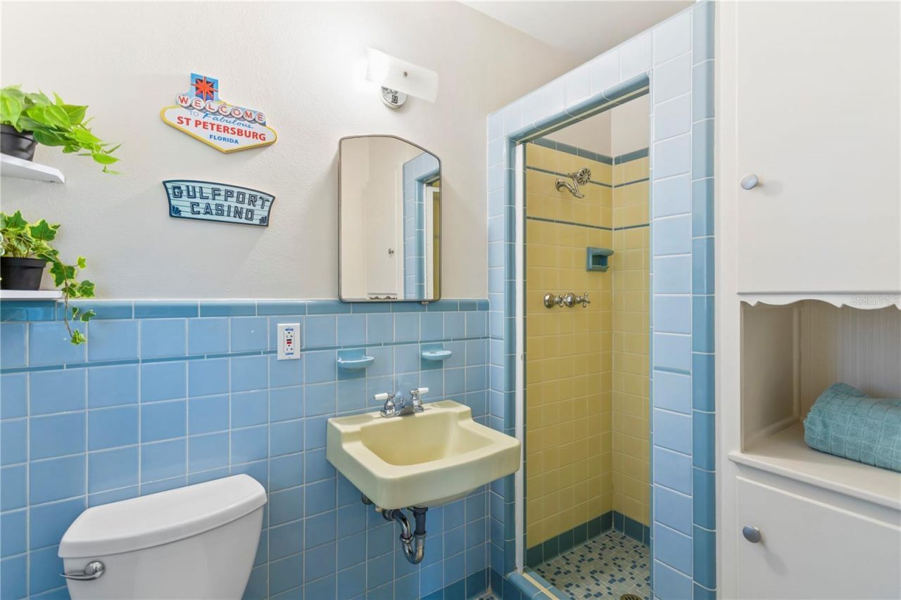 2217 Brevard Road Ne, Saint Petersburg, FL 33704 Photo