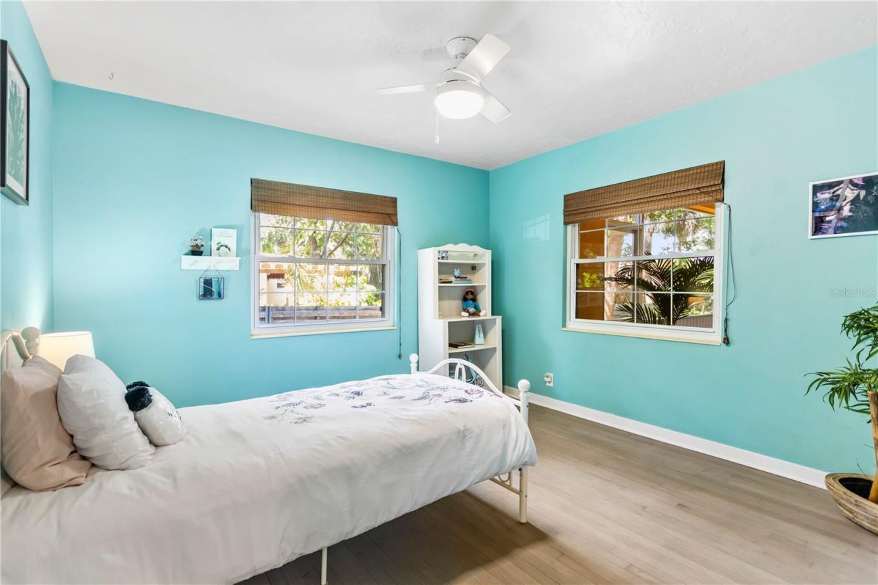 2217 Brevard Road Ne, Saint Petersburg, FL 33704 Photo