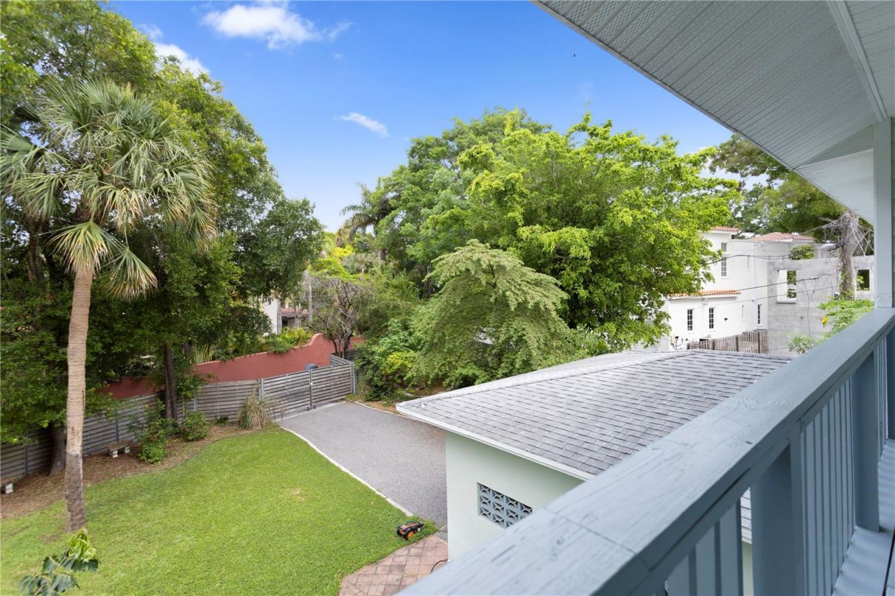 2217 Brevard Road Ne, Saint Petersburg, FL 33704 Photo