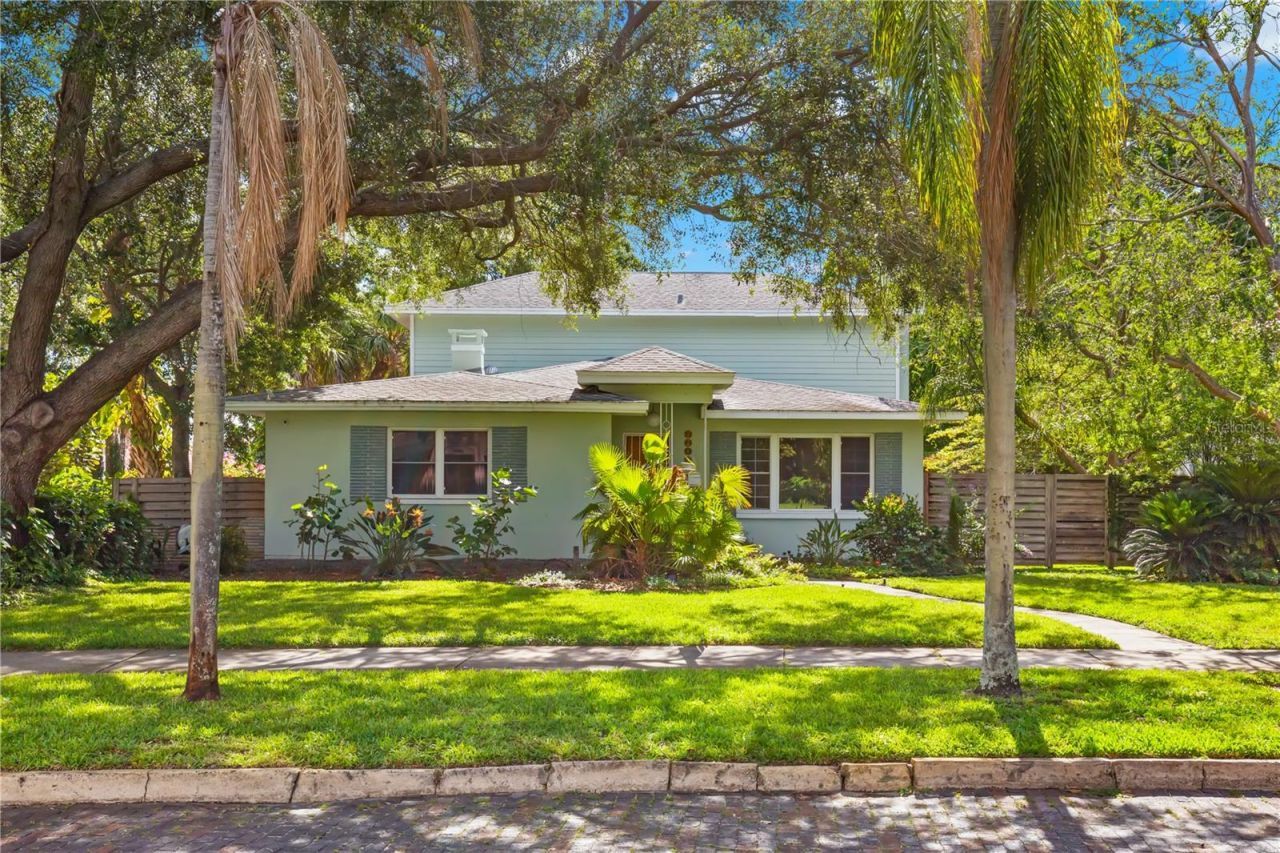 2217 Brevard Road Ne, Saint Petersburg, FL 33704 Photo