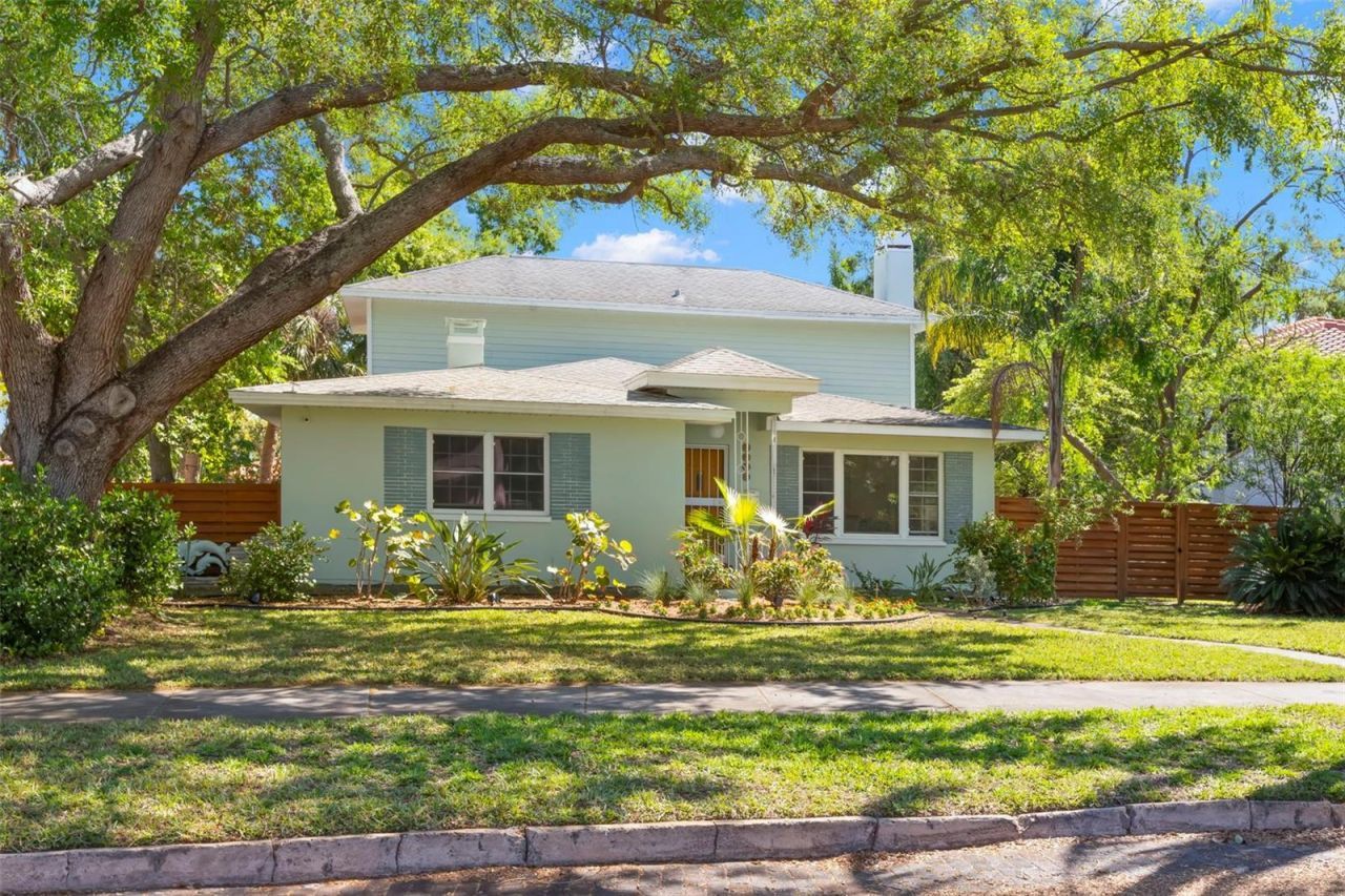 2217 Brevard Road Ne, Saint Petersburg, FL 33704 Photo