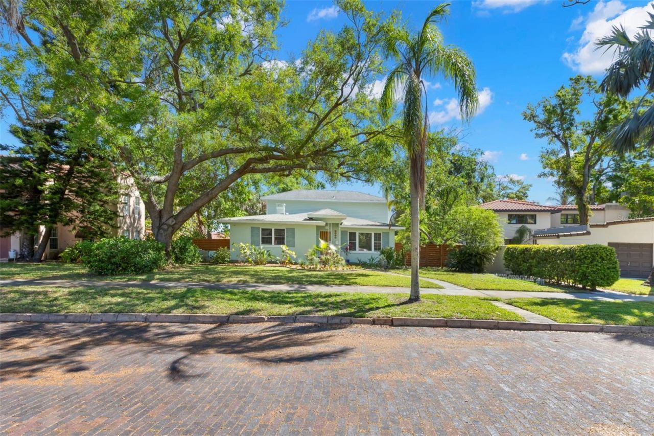 2217 Brevard Road Ne, Saint Petersburg, FL 33704 Photo