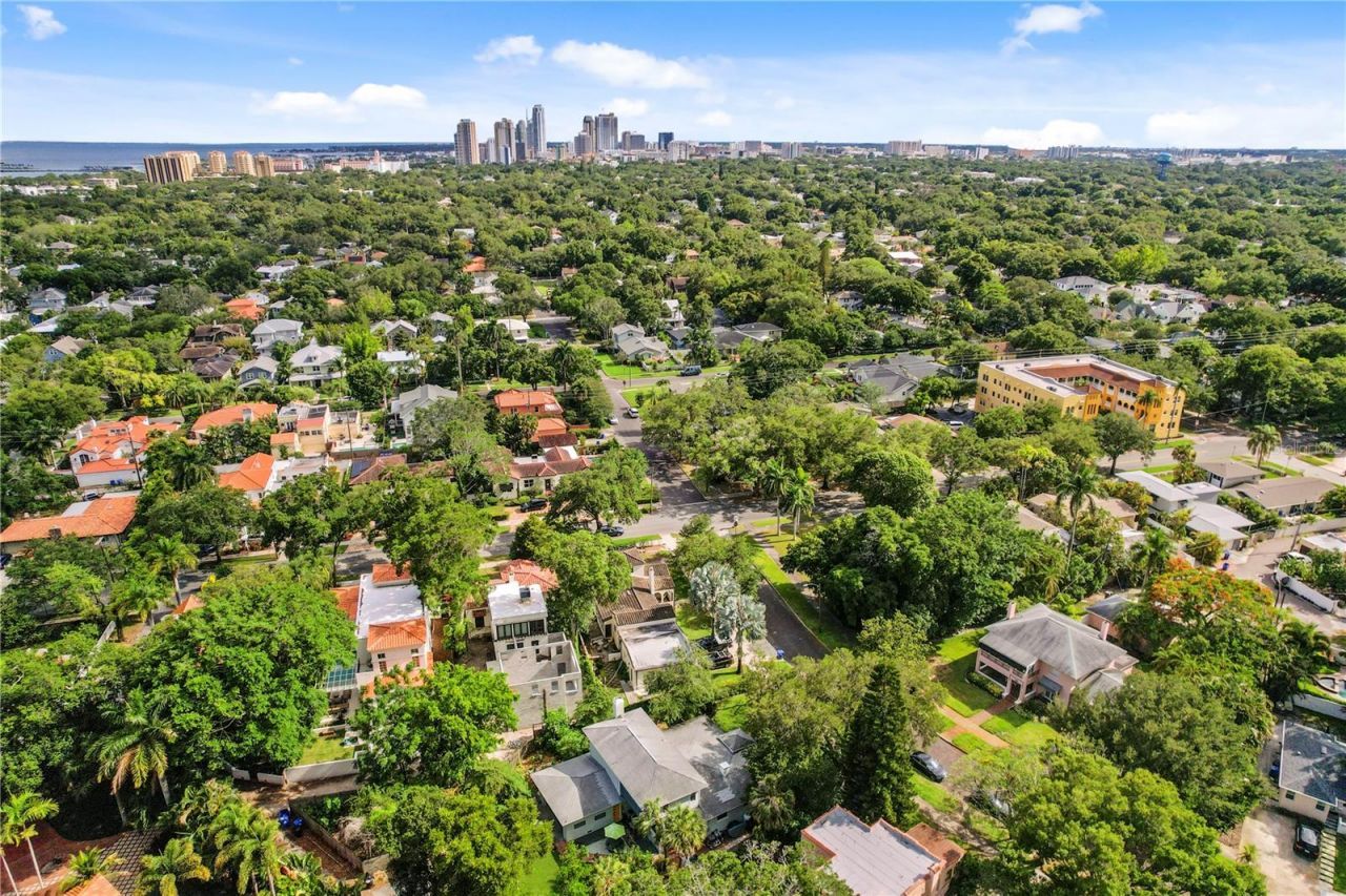 2217 Brevard Road Ne, Saint Petersburg, FL 33704 Photo