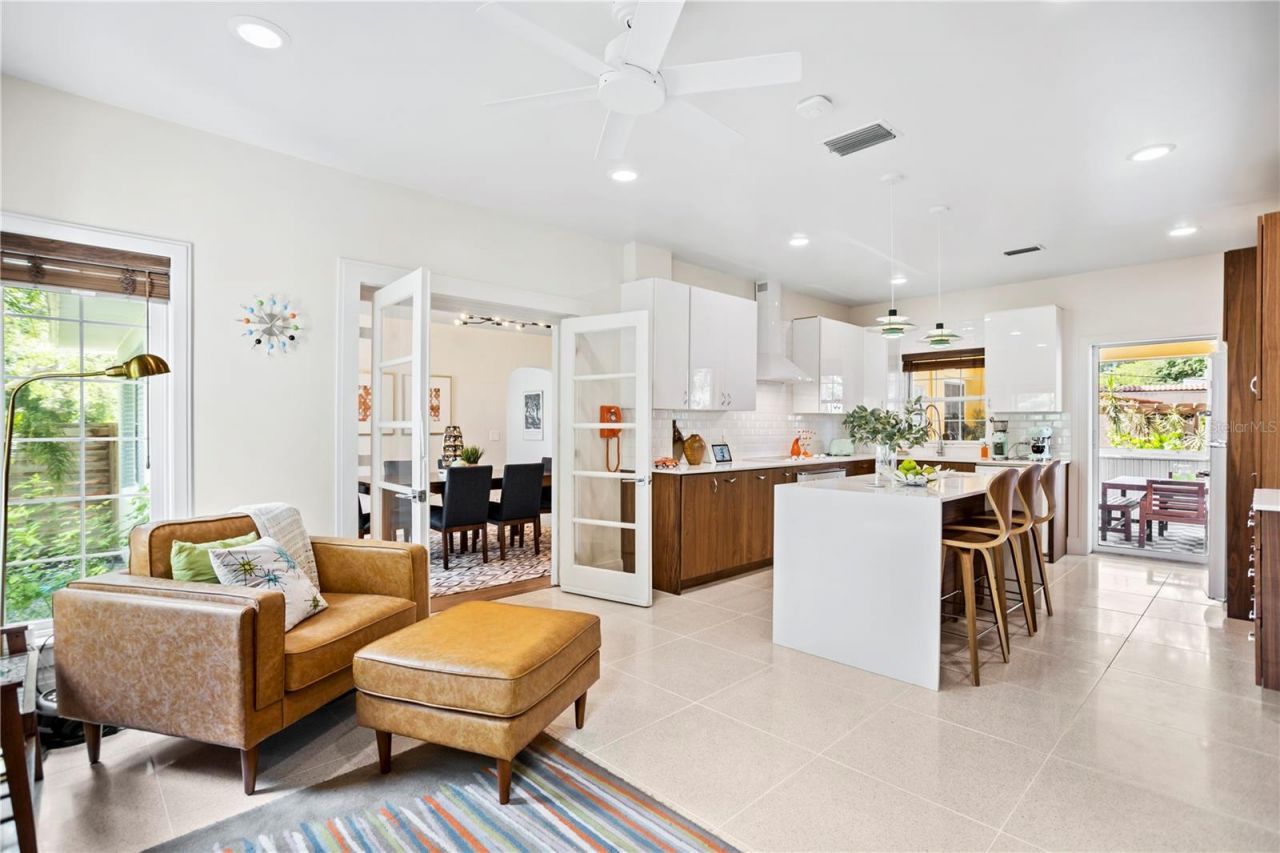 2217 Brevard Road Ne, Saint Petersburg, FL 33704 Photo