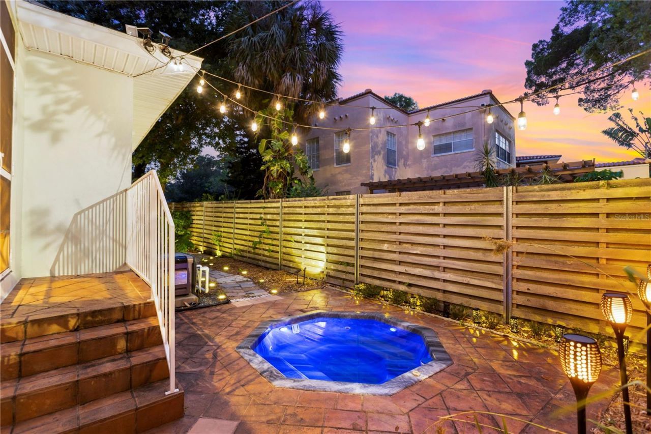 2217 Brevard Road Ne, Saint Petersburg, FL 33704 Photo