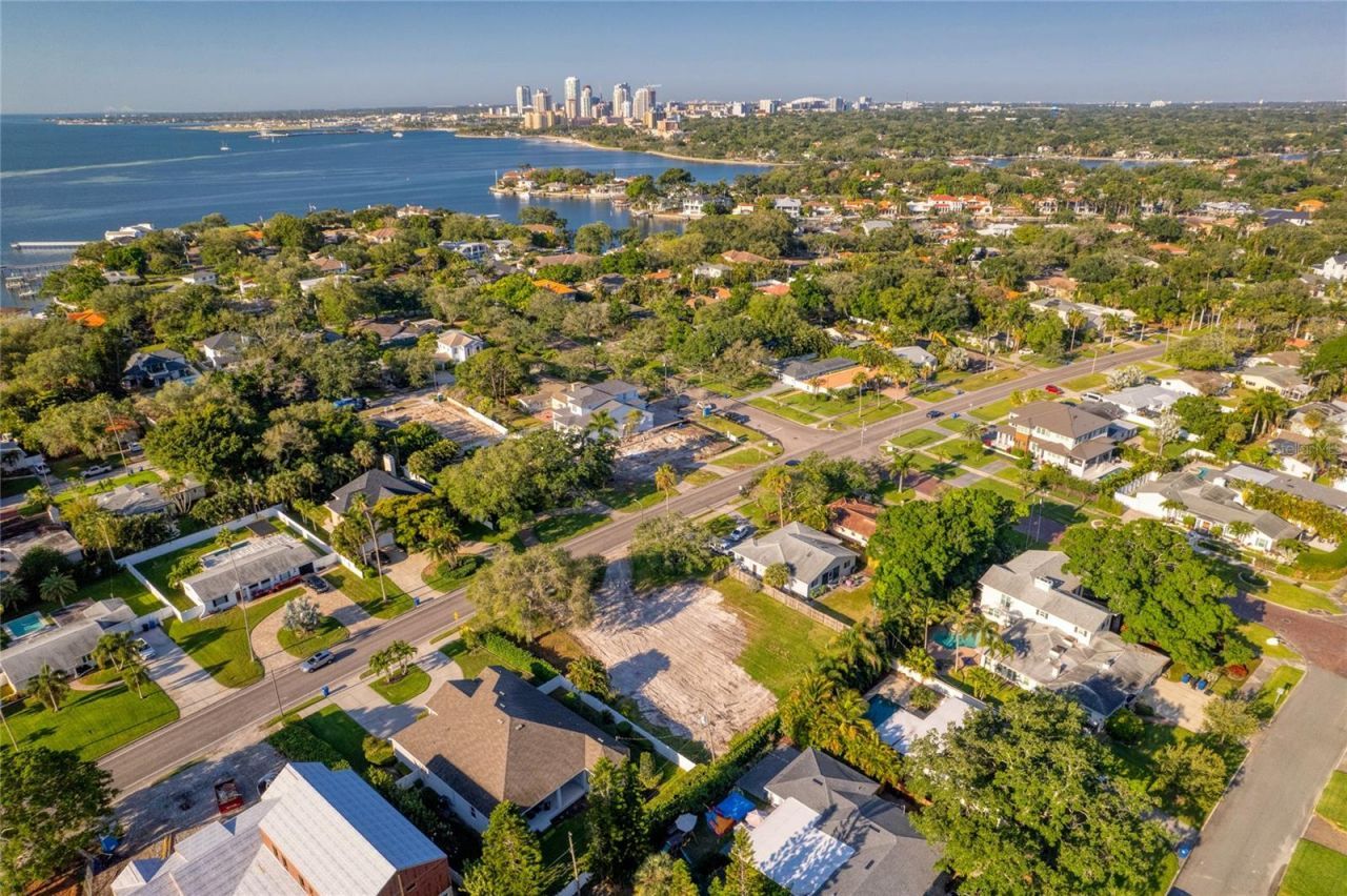 1020 Snell Isle Boulevard Ne, Saint Petersburg, FL 33704 Photo