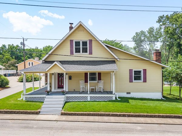 54 Church Street, Southport, IN 46227