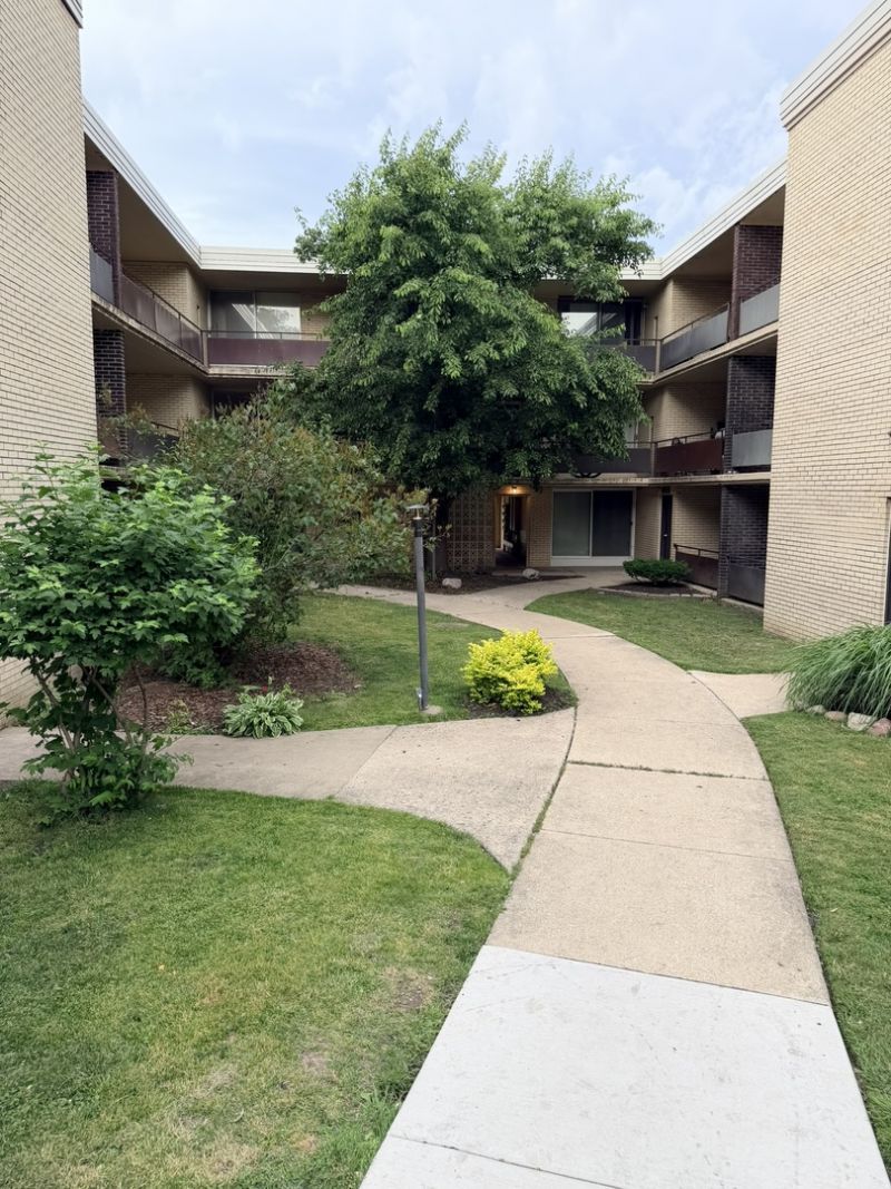 12546 Fairview Avenue, Blue Island, IL 60406
