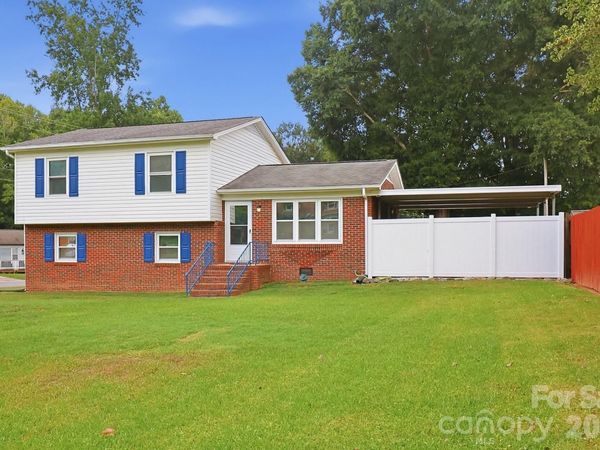 112 Annadelle Avenue, Bessemer City, NC 28016