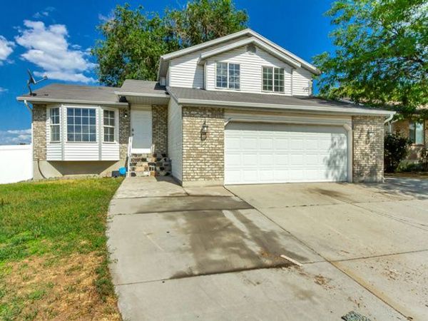 3463 S PARK VISTA DR W, West Valley City, UT 84120
