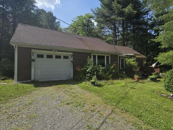116 Christopher Way , Hawley, PA 18428