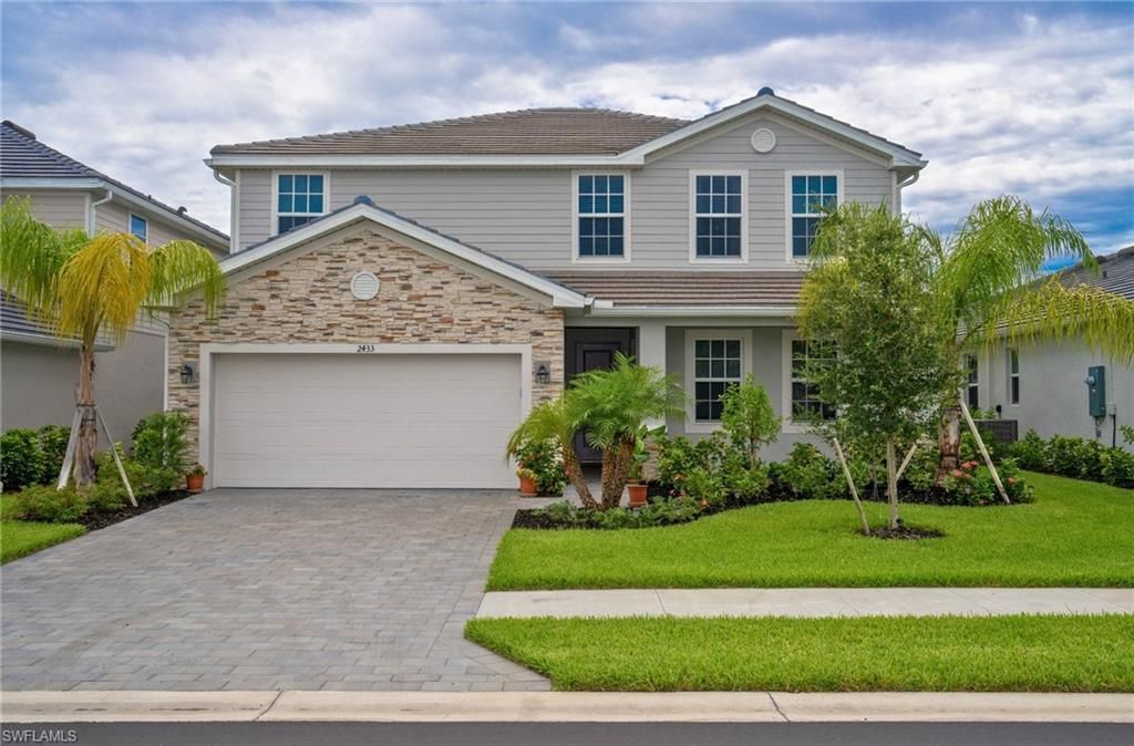 2433 Avocado Ln , Naples, FL 34120 Photo