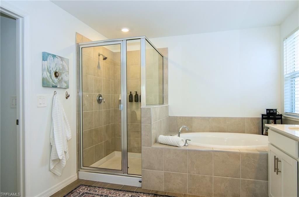 2433 Avocado Ln , Naples, FL 34120 Photo