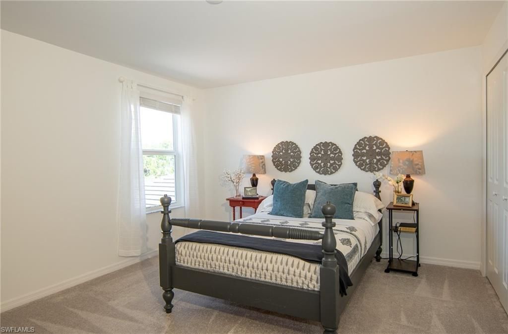2433 Avocado Ln , Naples, FL 34120 Photo