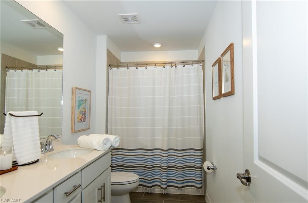 2433 Avocado Ln , Naples, FL 34120 Photo