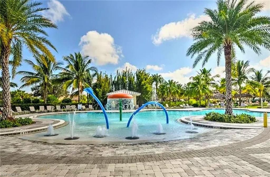 2433 Avocado Ln , Naples, FL 34120 Photo