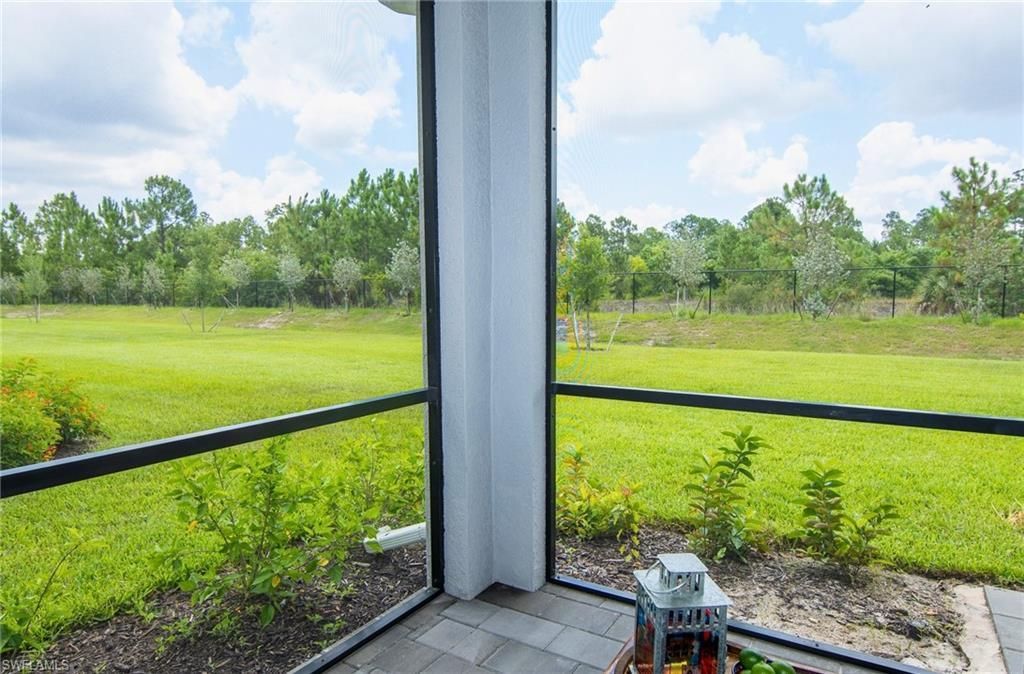2433 Avocado Ln , Naples, FL 34120 Photo