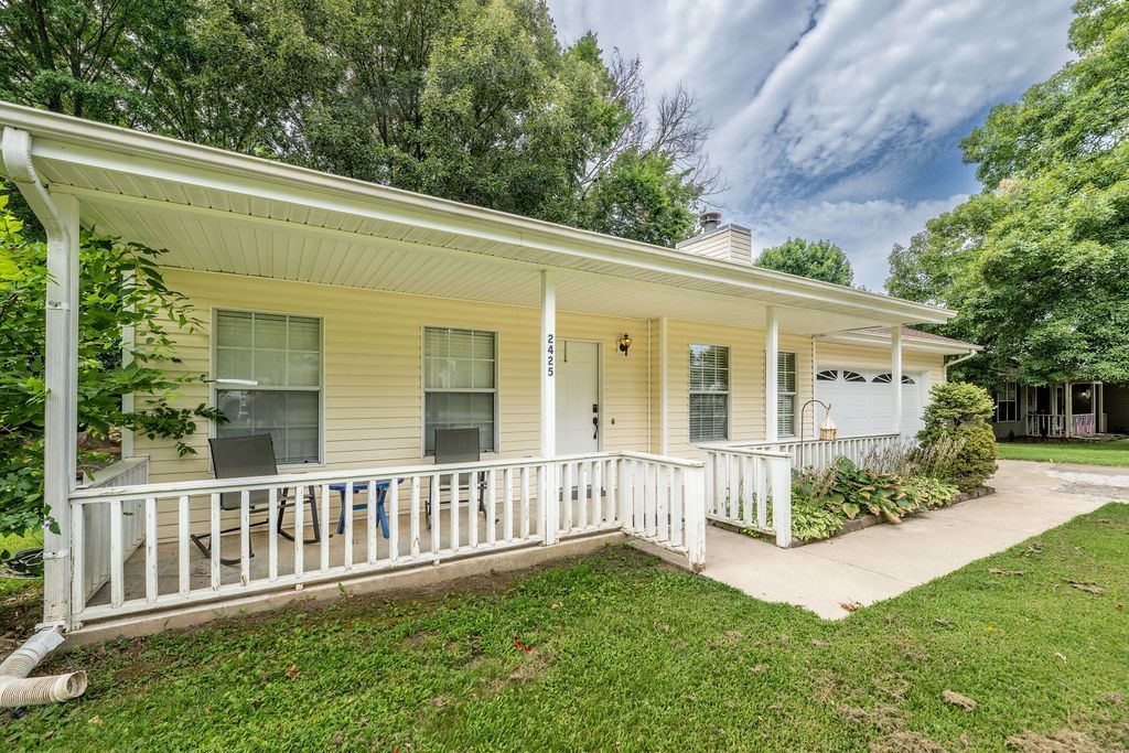 2425 Megan Drive, Fayetteville, AR 72703 Main Photo