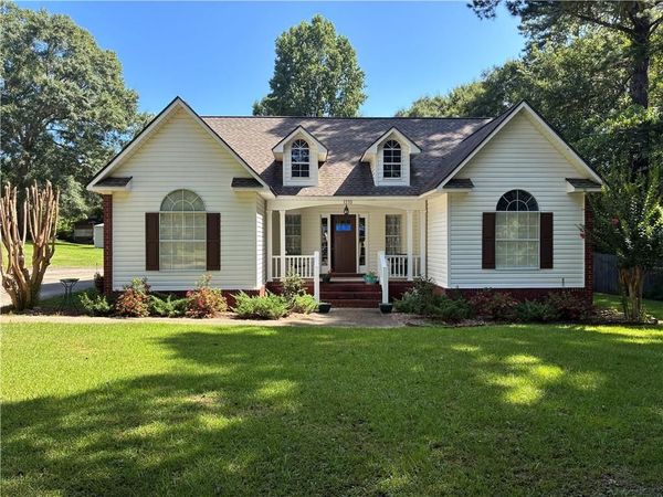 1370 DAN Street , MS 39474