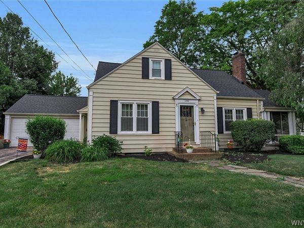1230 Wyoming Avenue , Niagara Falls, NY 14305