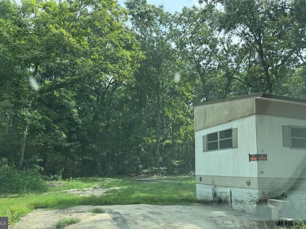 2660 HUNTING QUARTER RD, HOUSTON, DE 19954