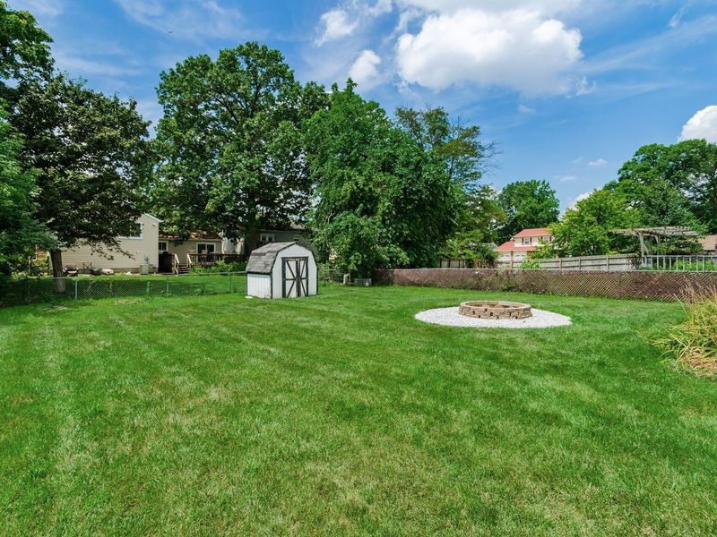 2151 Firestone Street, Columbus, OH 43228 Photo 16