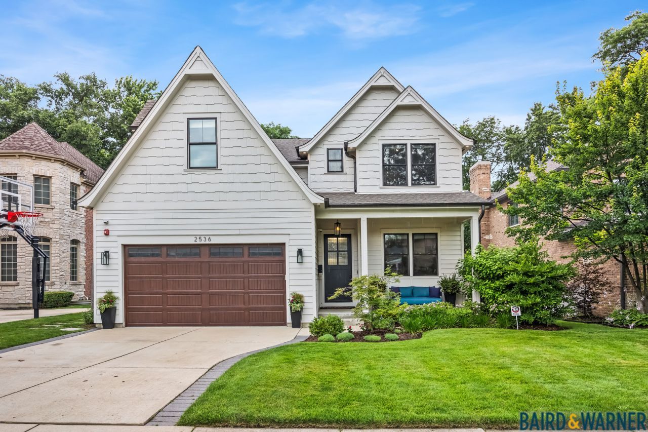 2536 Oak Avenue , Northbrook, IL 60062
