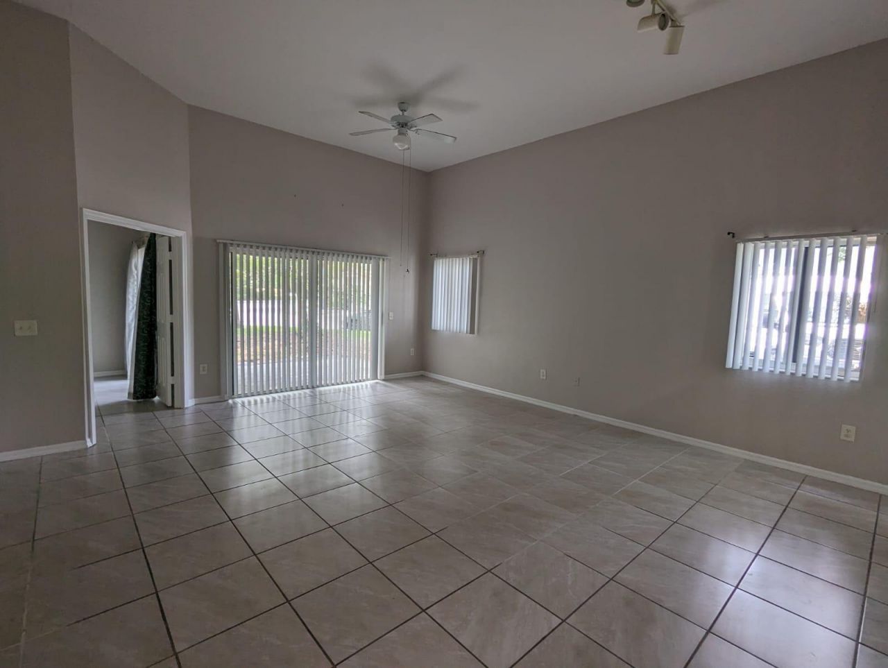 260 Crestwood Circle, Unit 106, Royal Palm Beach, FL 33411 Photo