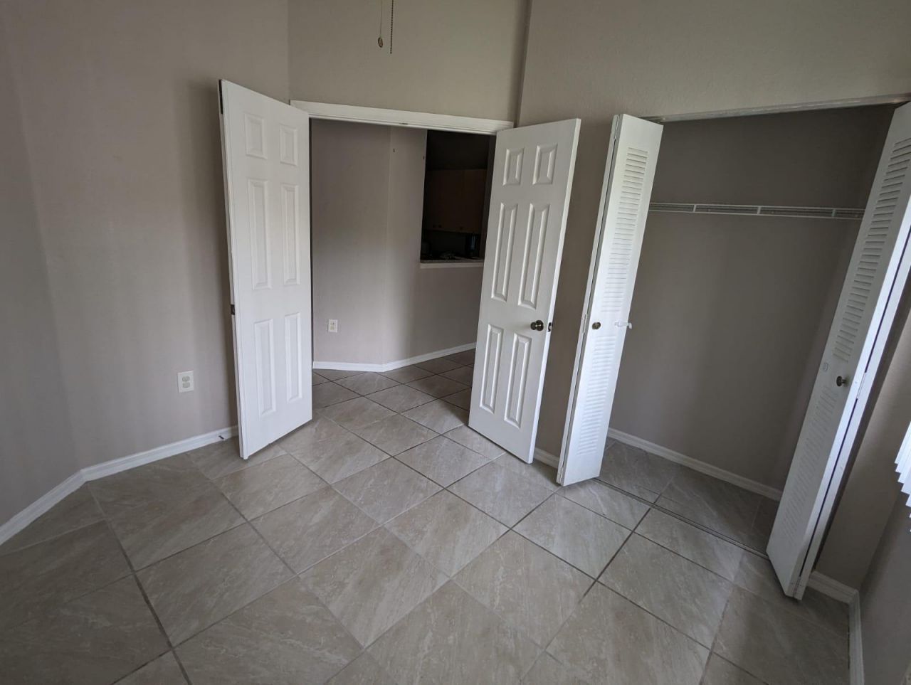 260 Crestwood Circle, Unit 106, Royal Palm Beach, FL 33411 Photo