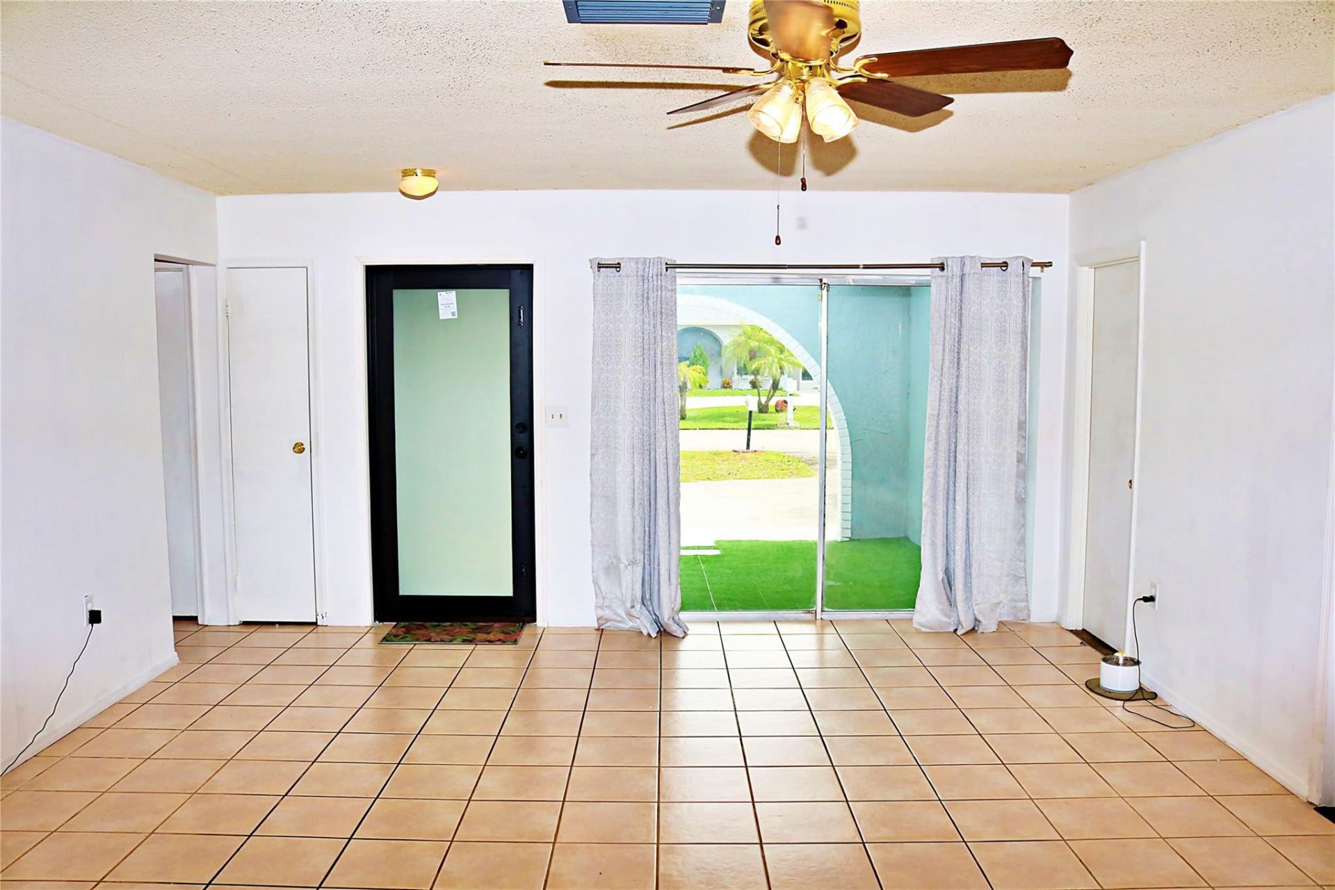 2704 Canal Road, Miramar, FL 33025 Photo