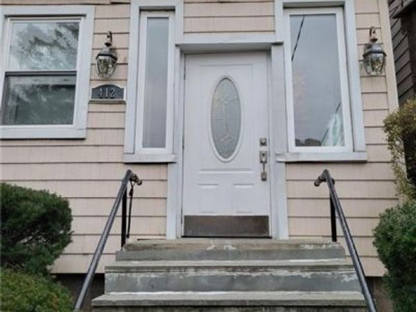 412 Warburton Avenue, Unit 3, Yonkers, NY 10701
