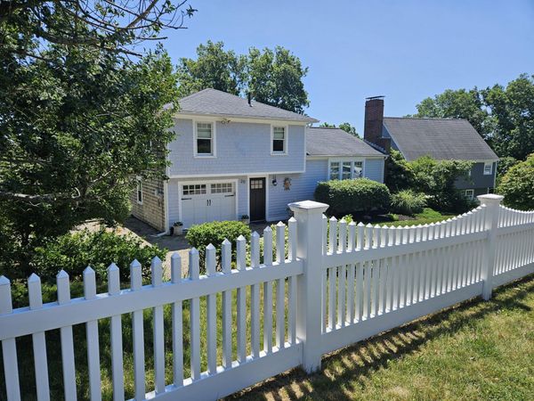 20 Burg Avenue, Sandwich, MA 02563