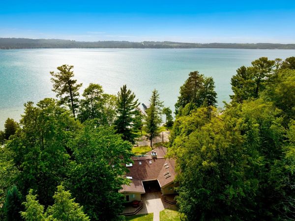8143 Drake Lane, Williamsburg, MI 49690