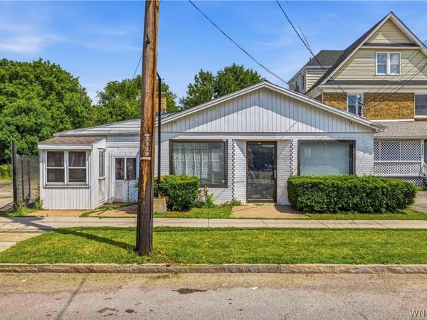 2318 Niagara Street, Niagara Falls, NY 14303
