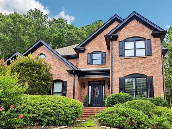 138 Tara Boulevard , Loganville, GA 30052