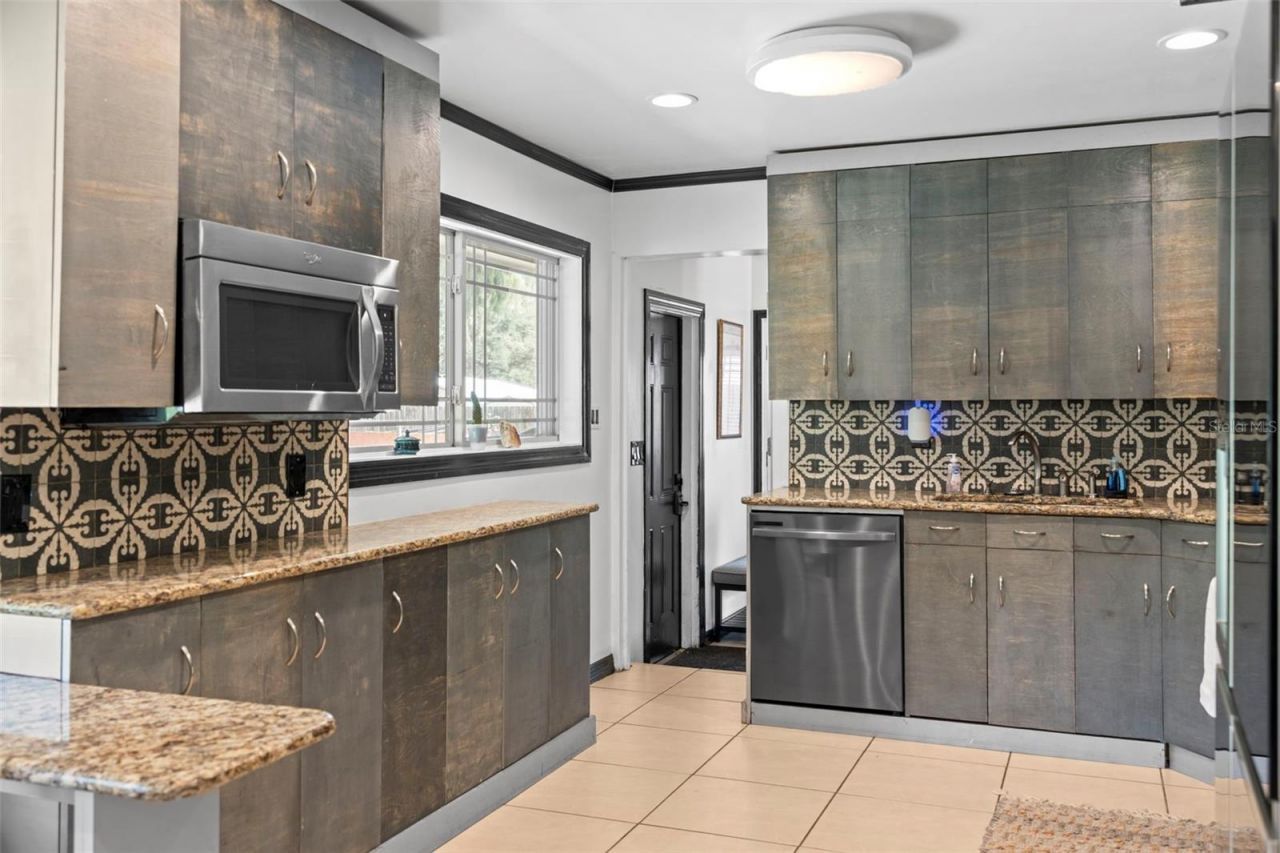 298-300 Orange Avenue , Saint Cloud, FL 34769 Photo