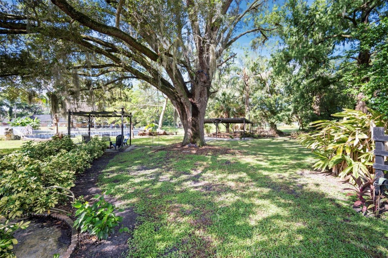 298-300 Orange Avenue , Saint Cloud, FL 34769 Photo